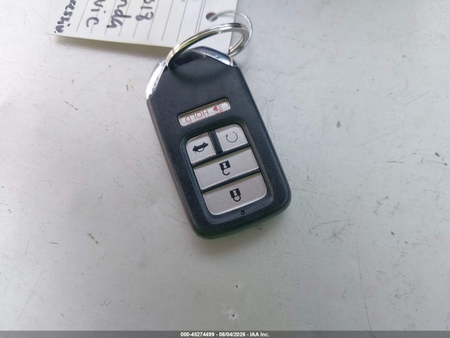 Продажа на аукционе авто 2018 Honda Civic Ex, vin: 19XFC2F76JE031666, номер лота: 45274499