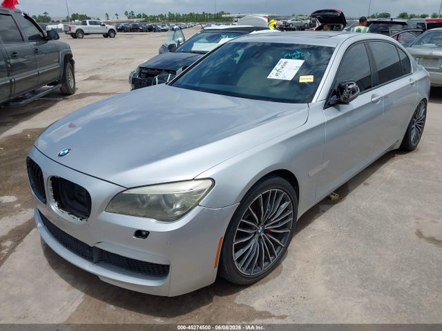 45274500 :رقم المزاد ، WBAYE4C51DD136894 vin ، 2013 Bmw 740li مزاد بيع