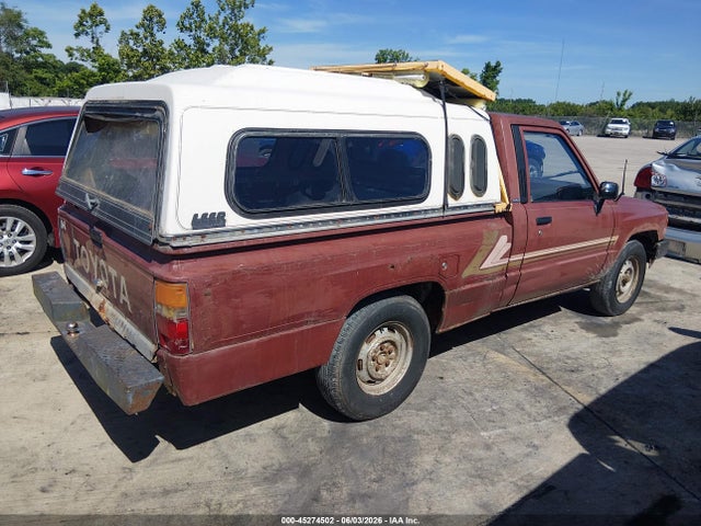 Продажа на аукционе авто 1986 Toyota Pickup 1/2 Ton Rn50, vin: JT4RN50R9G0109863, номер лота: 45274502