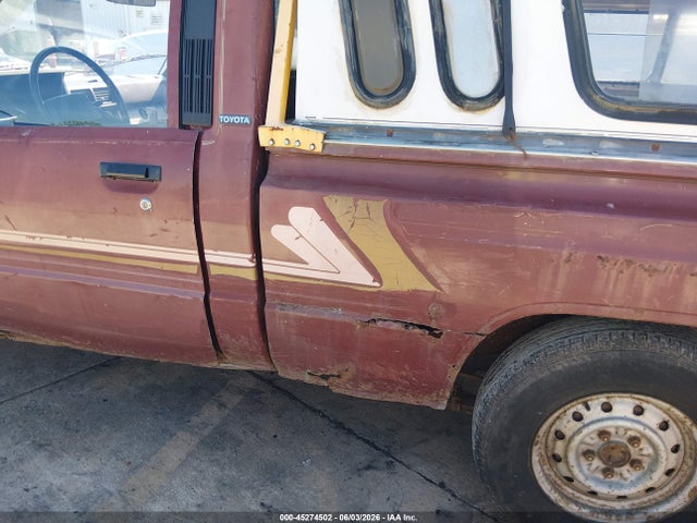 Продажа на аукционе авто 1986 Toyota Pickup 1/2 Ton Rn50, vin: JT4RN50R9G0109863, номер лота: 45274502