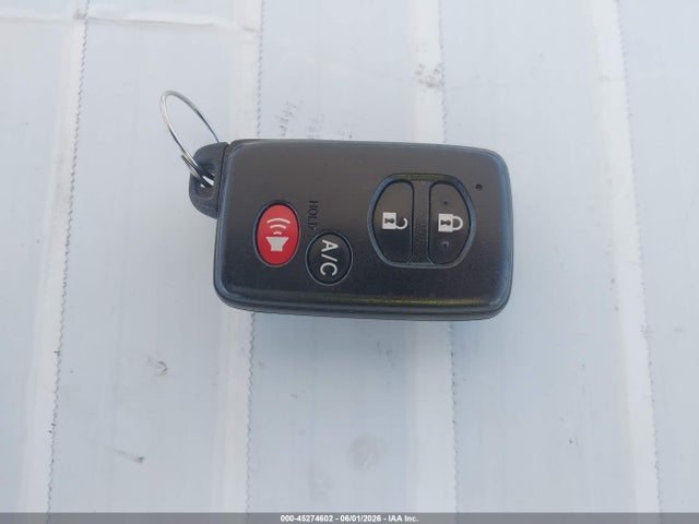 45274602 :رقم المزاد ، JTDKN3DU9A0217136 vin ، 2010 Toyota Prius Iv مزاد بيع