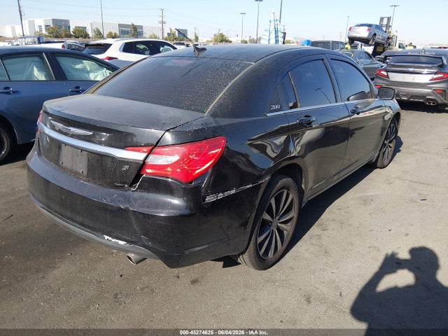2014 Chrysler 200 Touring მანქანა იყიდება აუქციონზე, vin: 1C3CCBBG3EN179787, აუქციონის ნომერი: 45274625