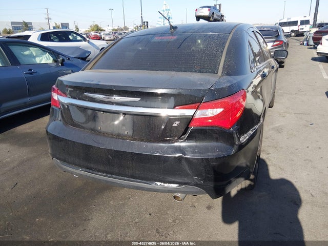 2014 Chrysler 200 Touring მანქანა იყიდება აუქციონზე, vin: 1C3CCBBG3EN179787, აუქციონის ნომერი: 45274625