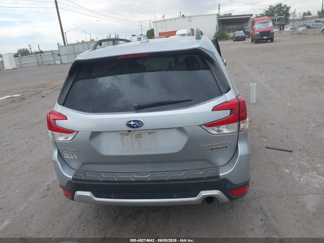 Subaru Forester Touring 2019 JF2SKAWC8KH412313 Image 16
