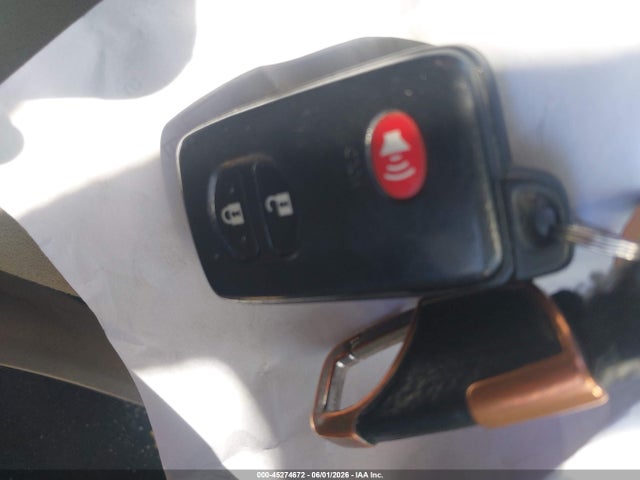 2014 Toyota Prius Three მანქანა იყიდება აუქციონზე, vin: JTDKN3DU1E0371331, აუქციონის ნომერი: 45274672