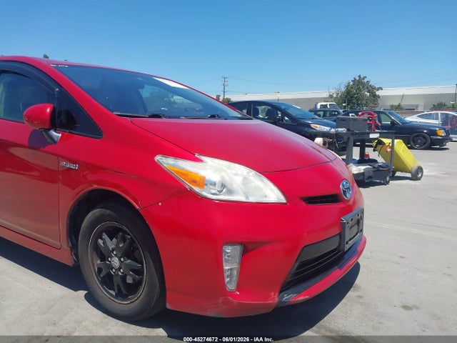 2014 Toyota Prius Three მანქანა იყიდება აუქციონზე, vin: JTDKN3DU1E0371331, აუქციონის ნომერი: 45274672