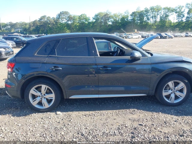 Продажа на аукционе авто 2018 Audi Q5 2.0t Premium/2.0t Tech Premium, vin: WA1ANAFY8J2248182, номер лота: 45274774