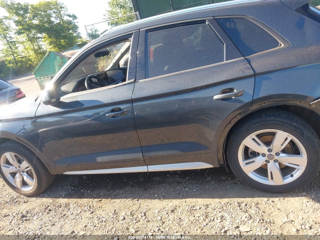 Продажа на аукционе авто 2018 Audi Q5 2.0t Premium/2.0t Tech Premium, vin: WA1ANAFY8J2248182, номер лота: 45274774