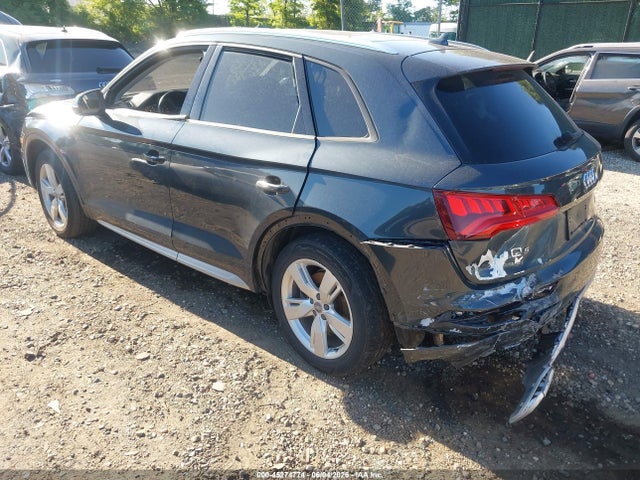 Продажа на аукционе авто 2018 Audi Q5 2.0t Premium/2.0t Tech Premium, vin: WA1ANAFY8J2248182, номер лота: 45274774