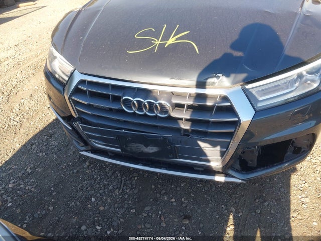 45274774 :رقم المزاد ، WA1ANAFY8J2248182 vin ، 2018 Audi Q5 2.0t Premium/2.0t Tech Premium مزاد بيع