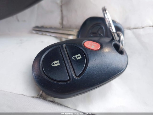 45274782 :رقم المزاد ، 5TFUM5F13BX021891 vin ، 2011 Toyota Tundra Grade 4.6l V8 مزاد بيع