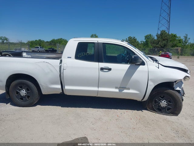 45274782 :رقم المزاد ، 5TFUM5F13BX021891 vin ، 2011 Toyota Tundra Grade 4.6l V8 مزاد بيع