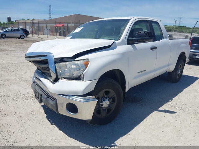 45274782 :رقم المزاد ، 5TFUM5F13BX021891 vin ، 2011 Toyota Tundra Grade 4.6l V8 مزاد بيع