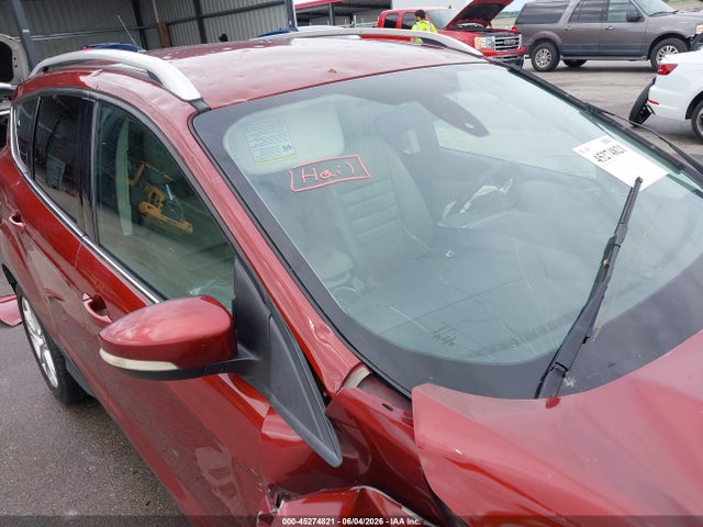 1FMCU9J90GUB72594 Ford Escape Titanium