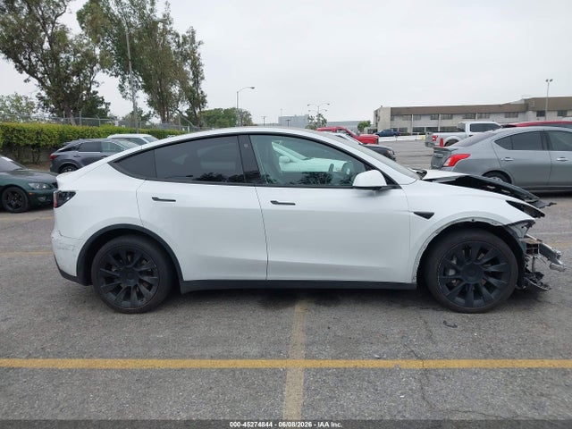 2022 Tesla Model Y Long Range Dual Motor All-wheel Drive მანქანა იყიდება აუქციონზე, vin: 7SAYGDEE3NF433723, აუქციონის ნომერი: 45274844