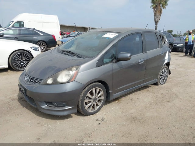 45274849 :رقم المزاد ، JHMGE8H50DC031654 vin ، 2013 Honda Fit Sport مزاد بيع