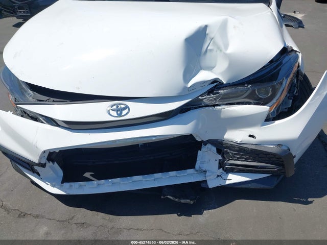 5YFP4MCE6NP130928 Toyota COROLLA SE