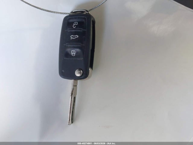 2014 Volkswagen Passat 1.8t Se მანქანა იყიდება აუქციონზე, vin: 1VWBT7A35EC037680, აუქციონის ნომერი: 45274901