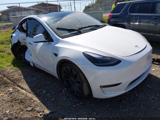 Продаж на аукціоні авто 2022 Tesla Model Y Performance Dual Motor All-wheel Drive, vin: 7SAYGDEF0NF524473, номер лоту: 45274916