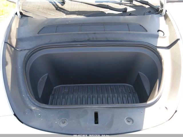 45274916 :رقم المزاد ، 7SAYGDEF0NF524473 vin ، 2022 Tesla Model Y Performance Dual Motor All-wheel Drive مزاد بيع
