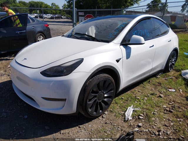45274916 :رقم المزاد ، 7SAYGDEF0NF524473 vin ، 2022 Tesla Model Y Performance Dual Motor All-wheel Drive مزاد بيع