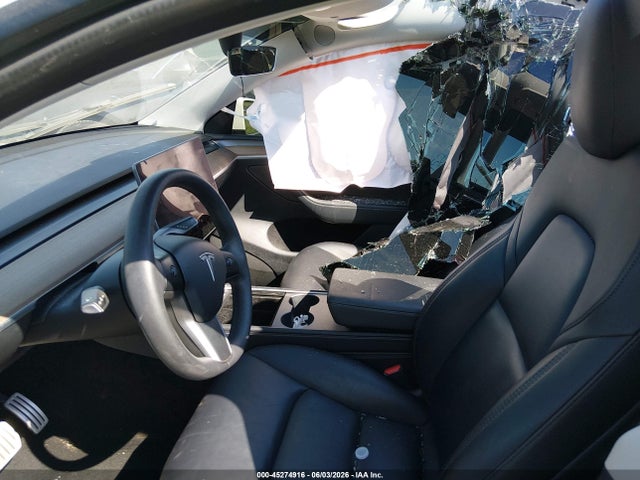 45274916 :رقم المزاد ، 7SAYGDEF0NF524473 vin ، 2022 Tesla Model Y Performance Dual Motor All-wheel Drive مزاد بيع