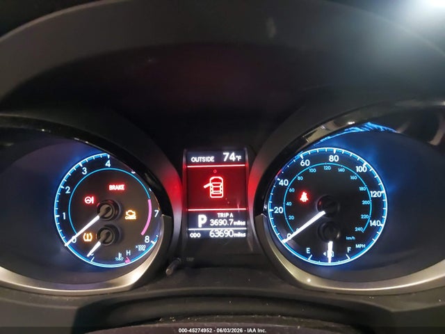 2T1BURHE2FC477979 Toyota Corolla S Plus