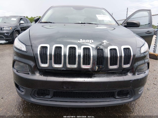 1C4PJMAB5FW564235 Jeep Cherokee Sport