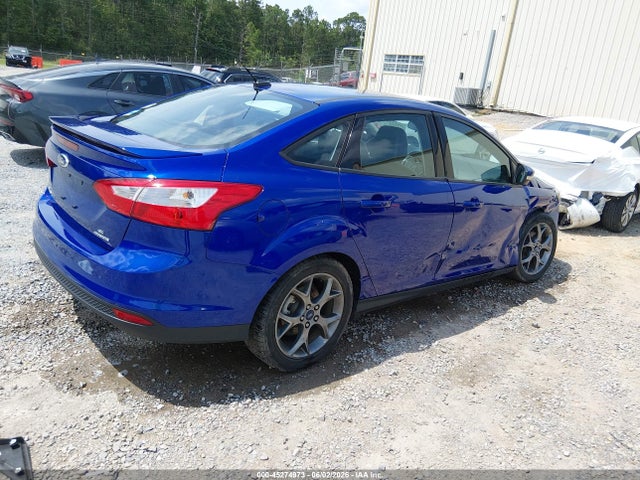 Ford FOCUS SE 2014 1FADP3F22EL244011 Image 4
