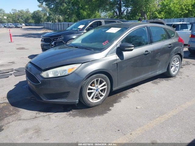 Ford FOCUS SE 2015 1FADP3K2XFL350942 Image 2