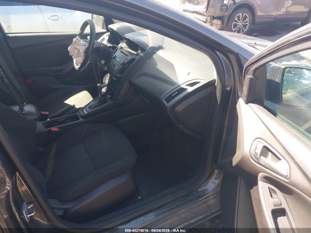 Ford FOCUS SE 2015 1FADP3K2XFL350942 Image 5