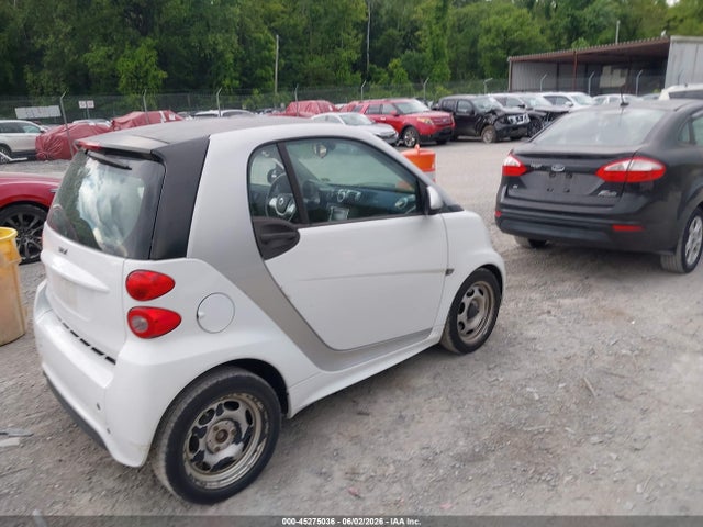 Aukcja sprzedaży 2015 Smart Fortwo Pure, vin: WMEEJ3BA7FK809083, numer aukcji: 45275036