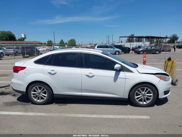 Ford FOCUS SE 2016 1FADP3F2XGL336325 Image 13