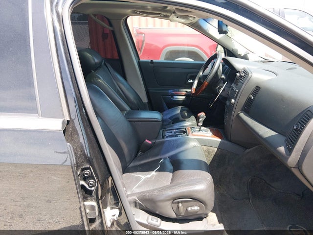 2005 Cadillac Srx V6 მანქანა იყიდება აუქციონზე, vin: 1GYEE637750207831, აუქციონის ნომერი: 45275043