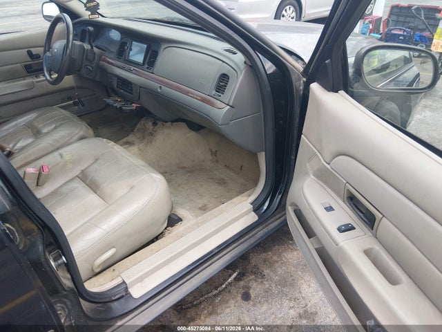 Aukcja sprzedaży 2011 Ford Crown Victoria Lx, vin: 2FABP7EV3BX184782, numer aukcji: 45275084