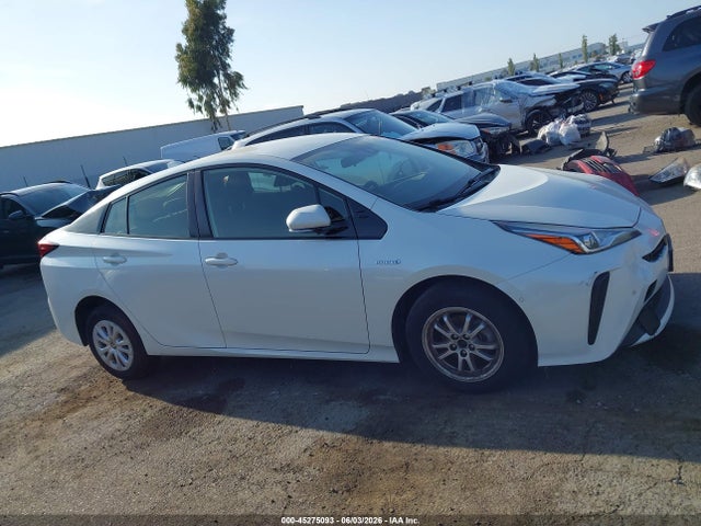 Toyota Prius Le 2020 JTDKARFU1L3115486 Image 13