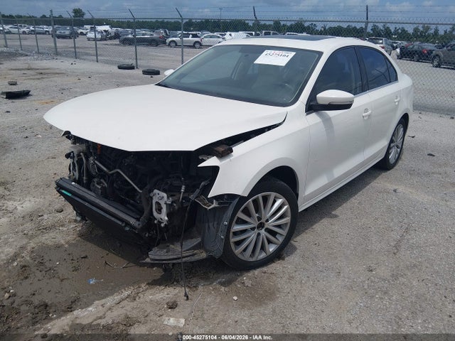 45275104 :رقم المزاد ، 3VWLX7AJ4DM256277 vin ، 2013 Volkswagen Jetta 2.5l Sel مزاد بيع
