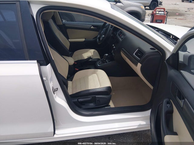 45275104 :رقم المزاد ، 3VWLX7AJ4DM256277 vin ، 2013 Volkswagen Jetta 2.5l Sel مزاد بيع