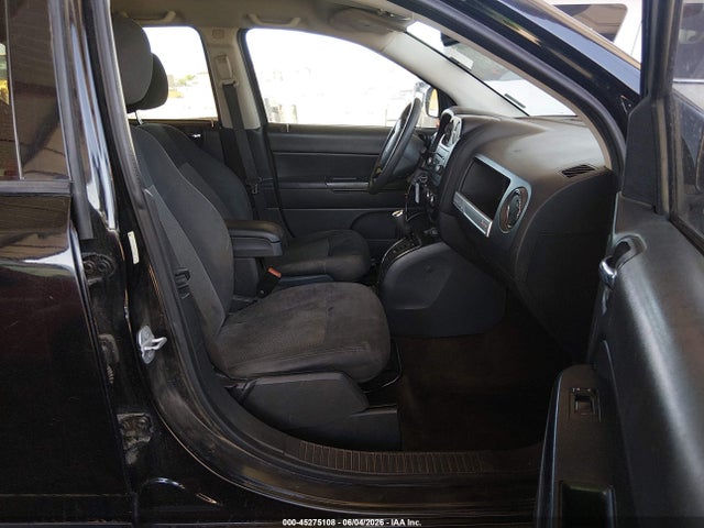 2016 Jeep Compass Sport მანქანა იყიდება აუქციონზე, vin: 1C4NJCBA3GD641401, აუქციონის ნომერი: 45275108