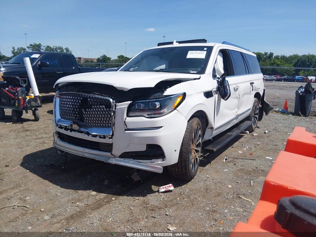 5LMJJ3LT4NEL16335 Lincoln Navigator Reserve L