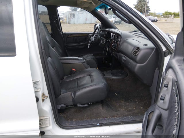 45275121 :رقم المزاد ، 1B4HS28N7YF230245 vin ، 2000 Dodge Durango مزاد بيع