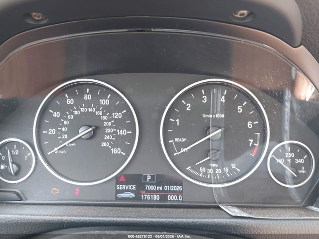 2014 Bmw 320i მანქანა იყიდება აუქციონზე, vin: WBA3B1C5XEK134012, აუქციონის ნომერი: 45275122