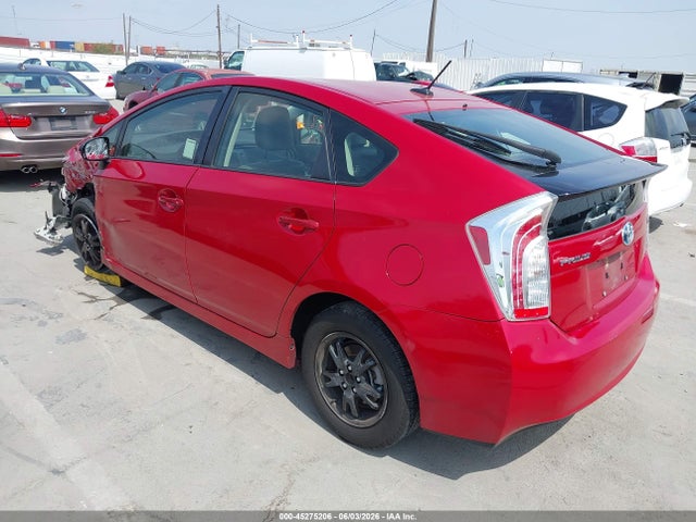 Toyota Prius Four 2014 JTDKN3DU0E1757829 Image 3