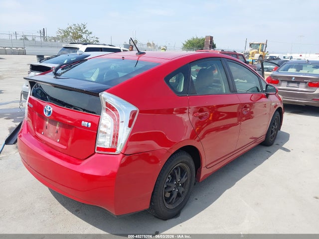 Toyota Prius Four 2014 JTDKN3DU0E1757829 Image 4