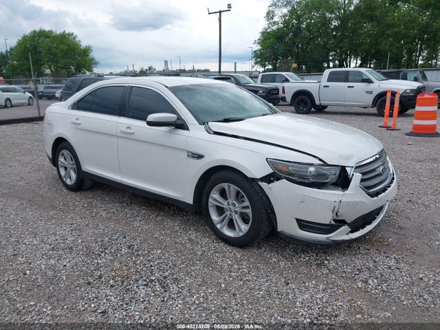 2016 1FAHP2E80GG118887 main image