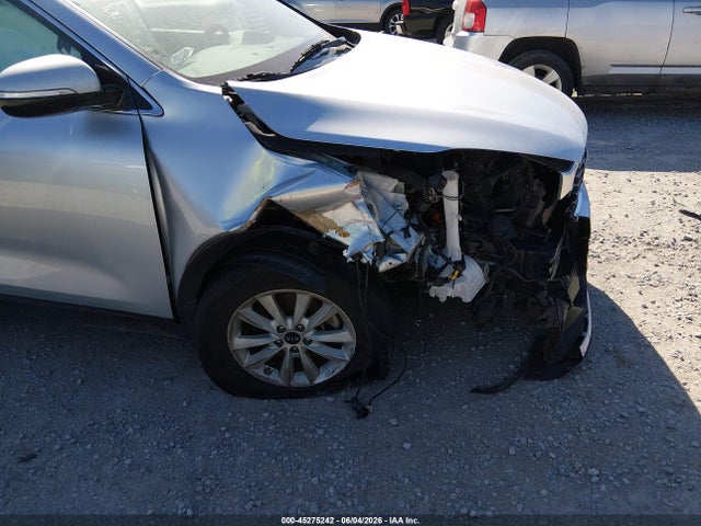 Продажа на аукционе авто 2019 Kia Sorento 2.4l L, vin: 5XYPG4A36KG577459, номер лота: 45275242