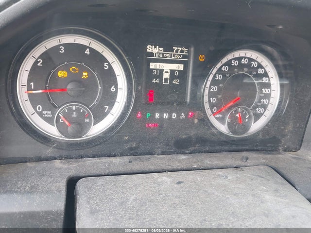 45275291 :رقم المزاد ، 1C6RR7TT6LS101863 vin ، 2020 Ram 1500 Classic Slt  4x4 6'4 Box مزاد بيع