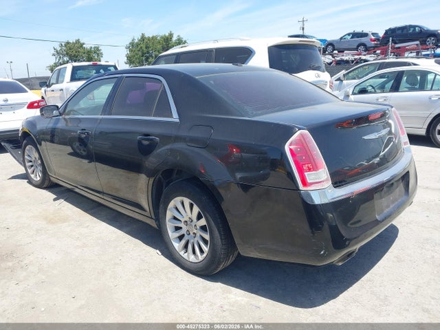 Продажа на аукционе авто 2012 Chrysler 300, vin: 2C3CCAAG7CH117732, номер лота: 45275323