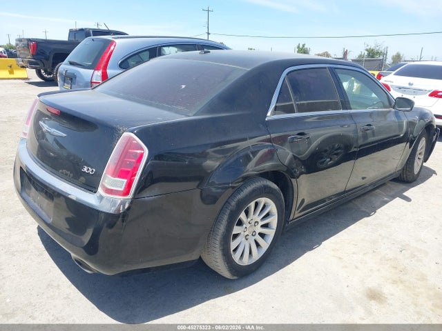 Продажа на аукционе авто 2012 Chrysler 300, vin: 2C3CCAAG7CH117732, номер лота: 45275323