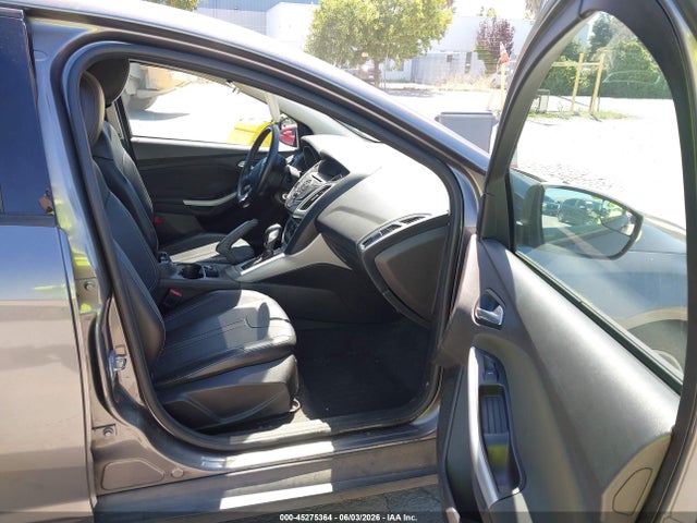 Ford FOCUS SE 2014 1FADP3K27EL123657 Image 5